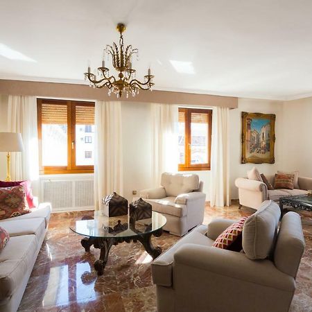 Catedral Cabildo Apartment Seville Luaran gambar