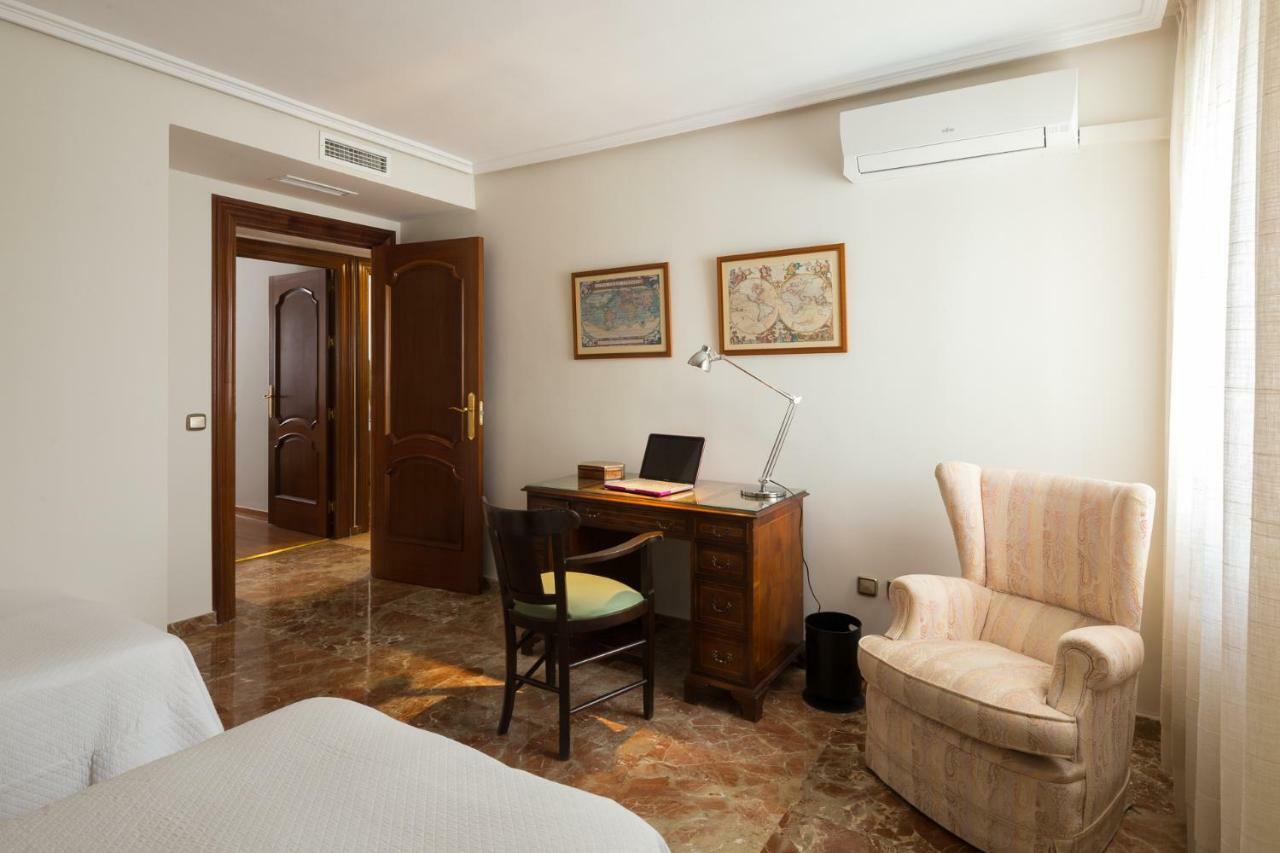 Catedral Cabildo Apartment Seville Luaran gambar