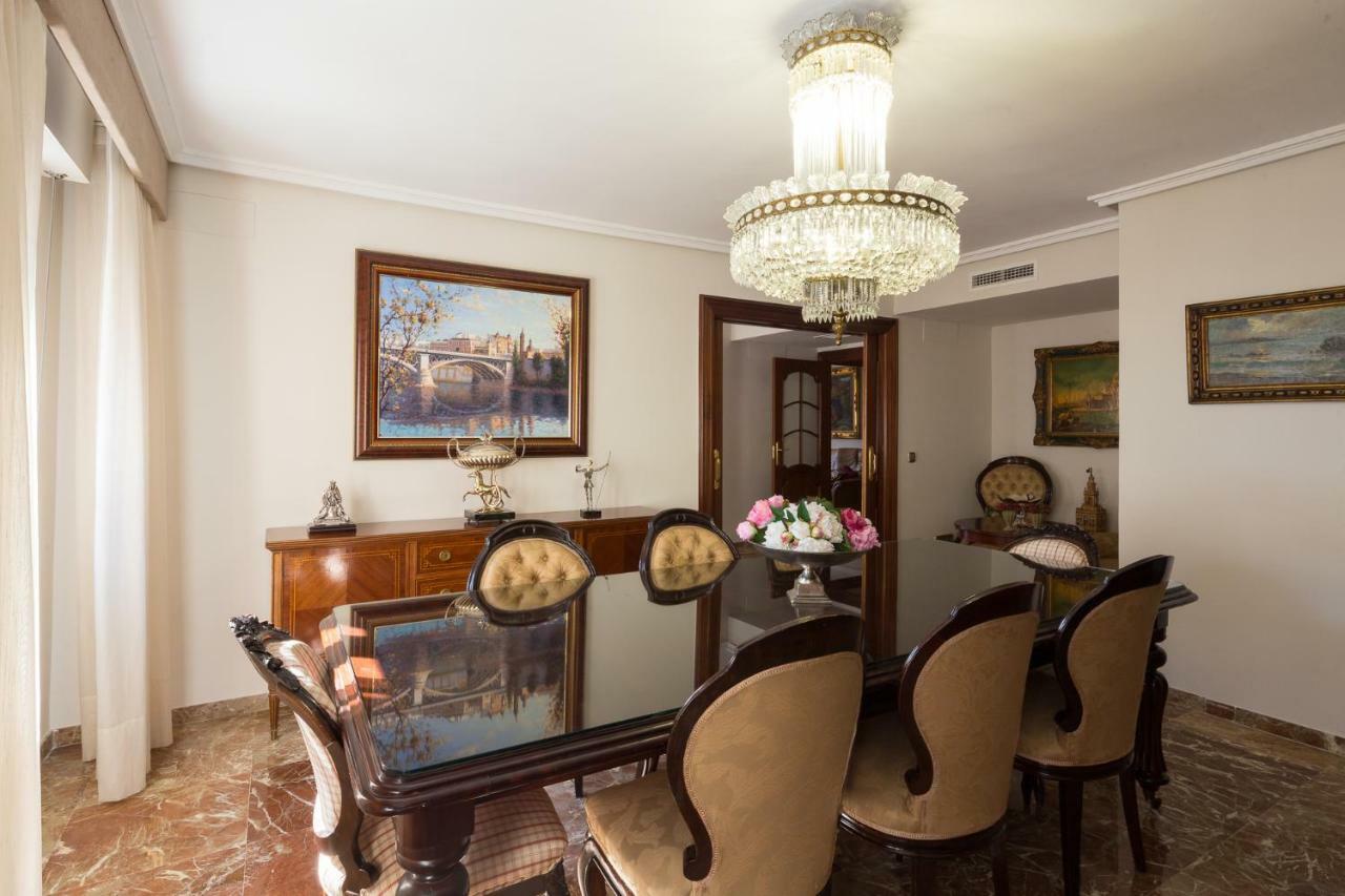 Catedral Cabildo Apartment Seville Luaran gambar