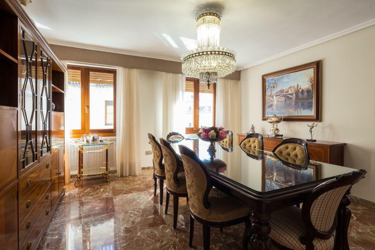 Catedral Cabildo Apartment Seville Luaran gambar