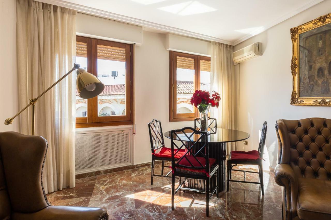 Catedral Cabildo Apartment Seville Luaran gambar