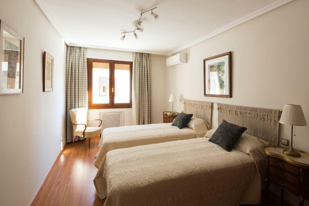 Catedral Cabildo Apartment Seville Luaran gambar